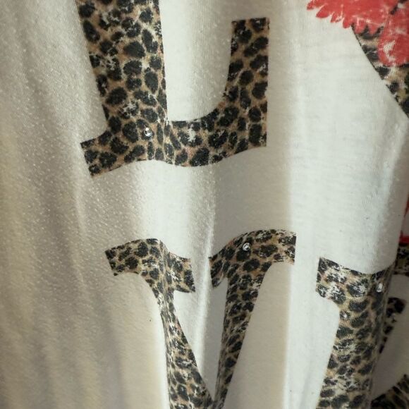 Red and White Womens Love Shirt - Picture 2 of 5